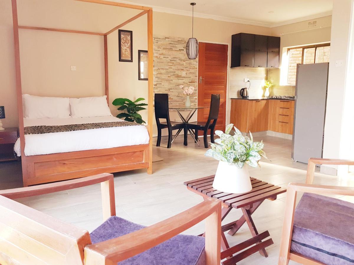 Chinyonga Guesthouse Limbe Екстер'єр фото